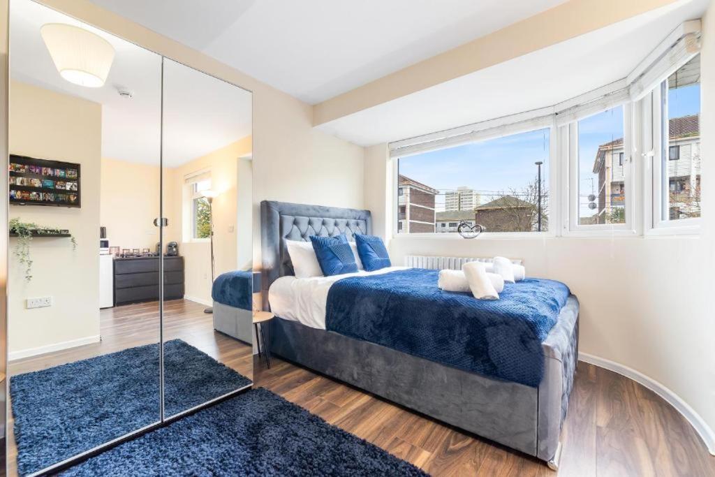 Twickenham Homes 埃尔沃斯 外观 照片